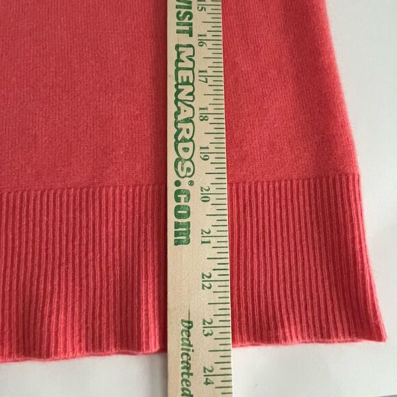 Coral Cashmere Sweater Victor Alfaro Women's Size S Turtleneck Pullover Fall - Picture 10 of 11